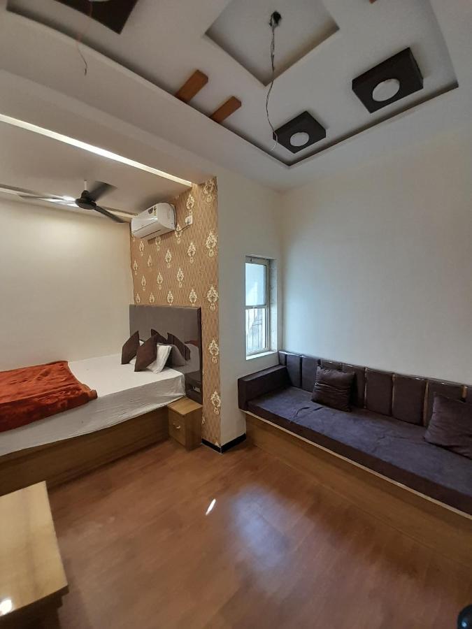 U2 Hotel Wizard Palace Αουρανγκαμπάντ Εξωτερικό φωτογραφία