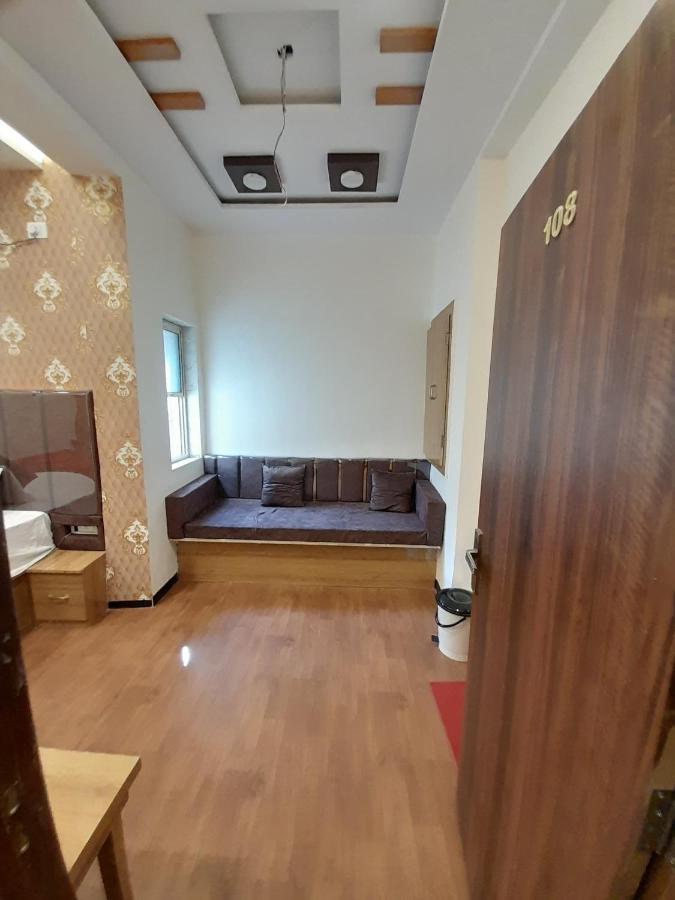 U2 Hotel Wizard Palace Αουρανγκαμπάντ Εξωτερικό φωτογραφία