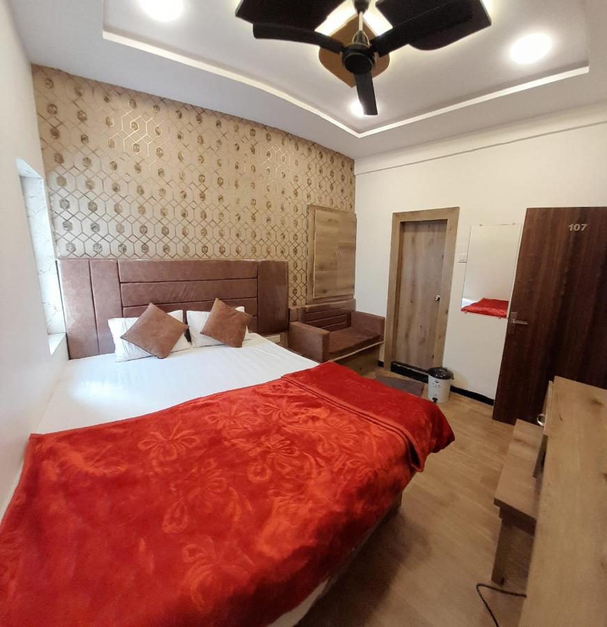 U2 Hotel Wizard Palace Αουρανγκαμπάντ Εξωτερικό φωτογραφία