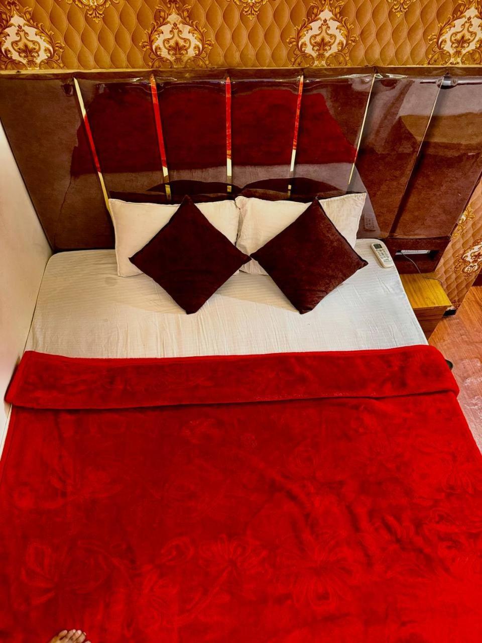 U2 Hotel Wizard Palace Αουρανγκαμπάντ Εξωτερικό φωτογραφία